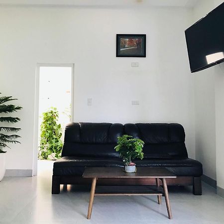 Local White House - Ecofriendly Homestay ดานัง ภายนอก รูปภาพ