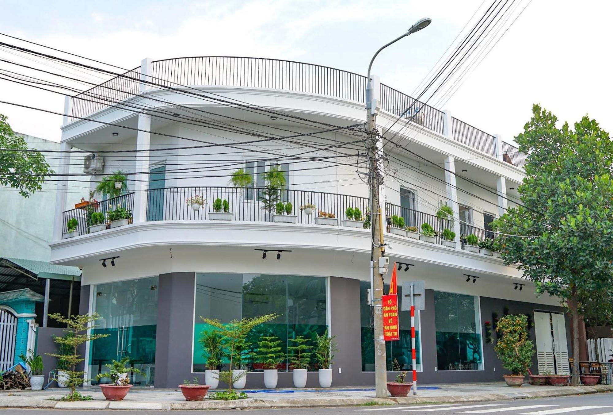 Local White House - Ecofriendly Homestay ดานัง ภายนอก รูปภาพ
